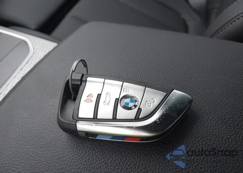 2025 BMW 4 Series Gran Coupe 430I z USA, uszkodzony, nr VIN WBA23FB04SFT94132